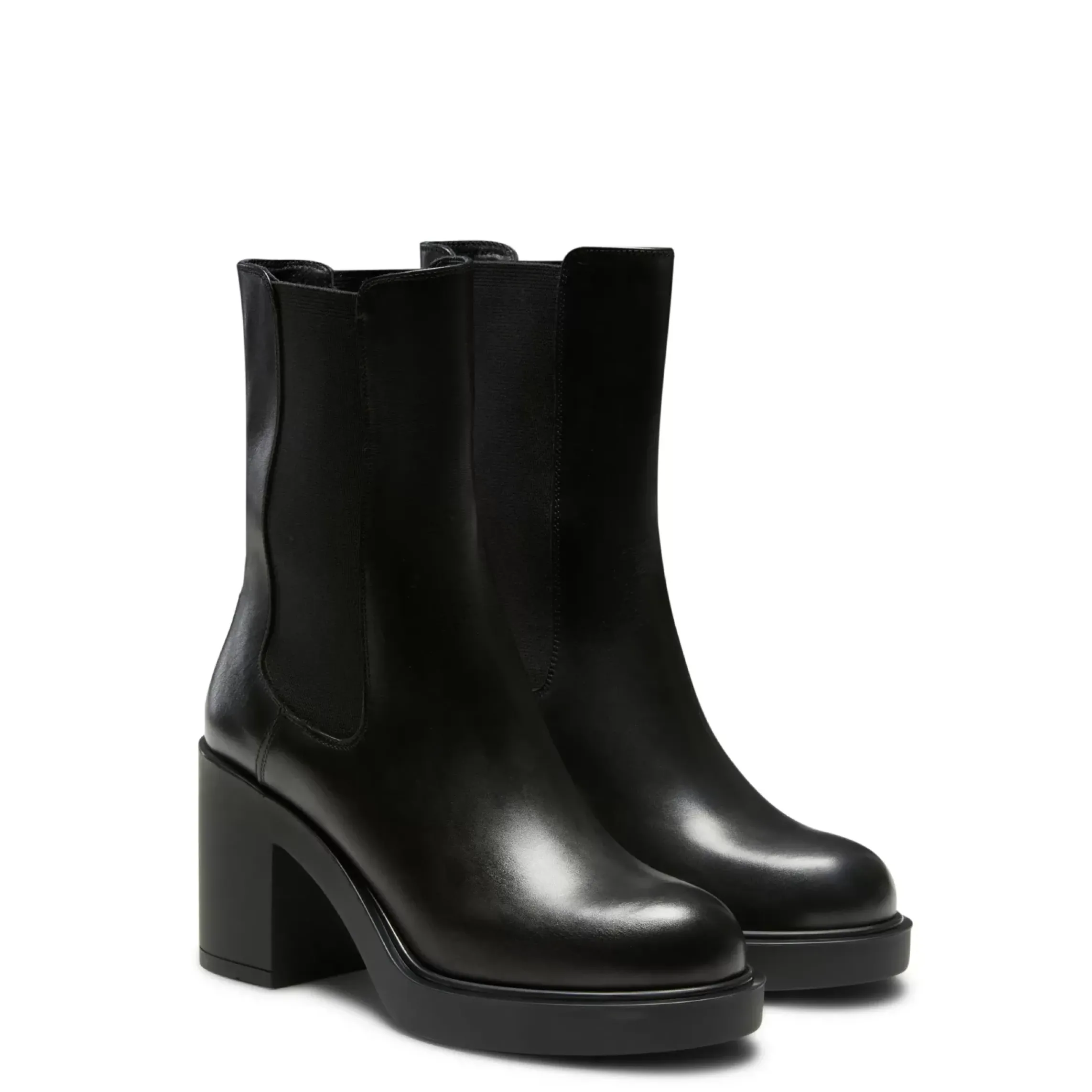 Fratelli Rossetti Beatle ankle boot in black leather|^ Ankle Boots